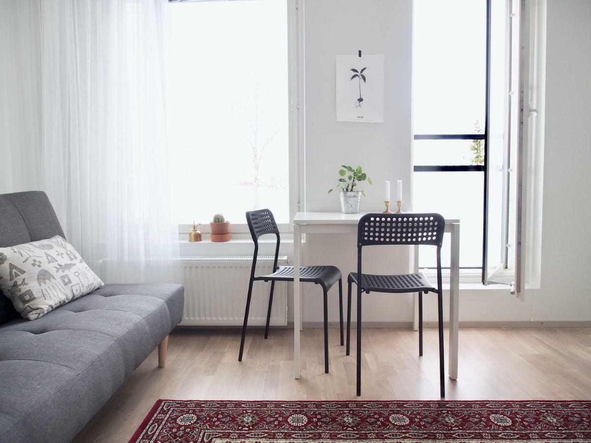 2Ndhomes Tampere "Lapintie" Apartment - Serene Apt Near Downtown At A Quiet Neighbourhood Exterior photo